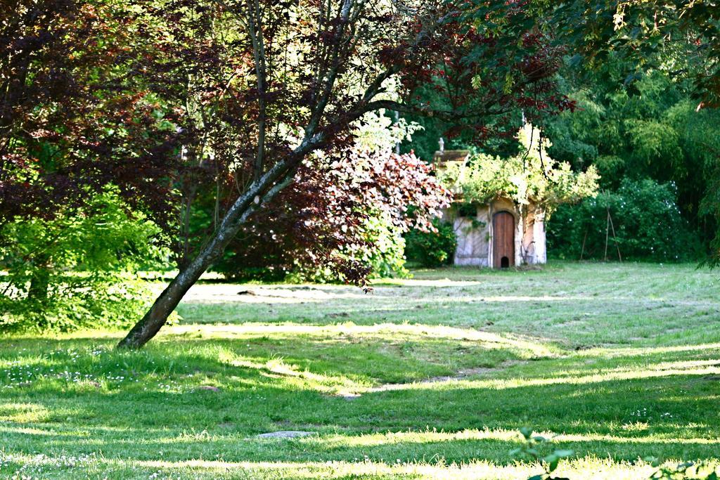 Domaine De Chantemerles Fontainebleau Esterno foto
