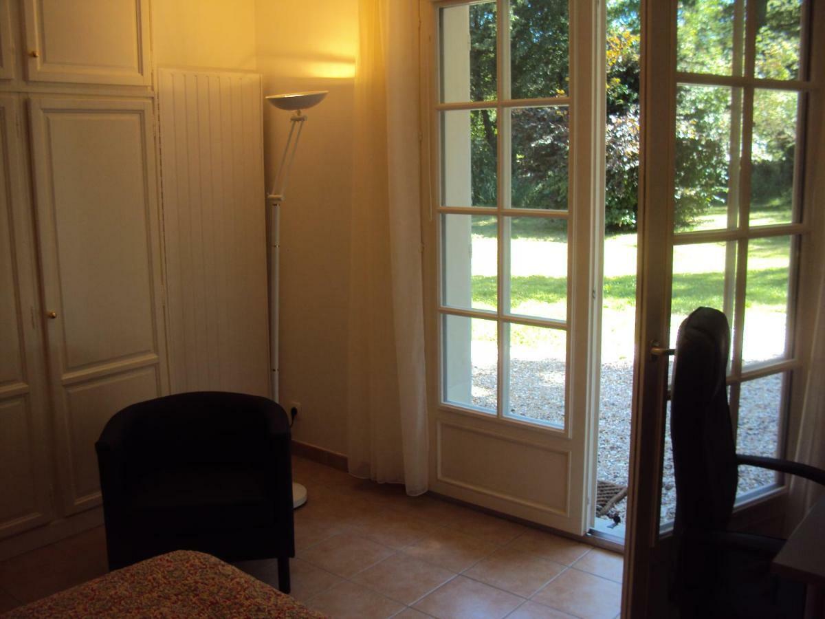 Domaine De Chantemerles Fontainebleau Esterno foto